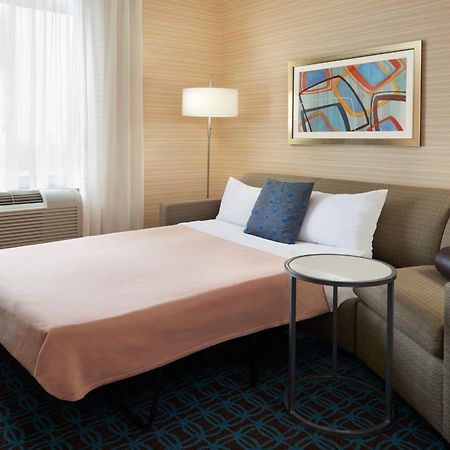 Fairfield Inn & Suites By Marriott Барри Экстерьер фото