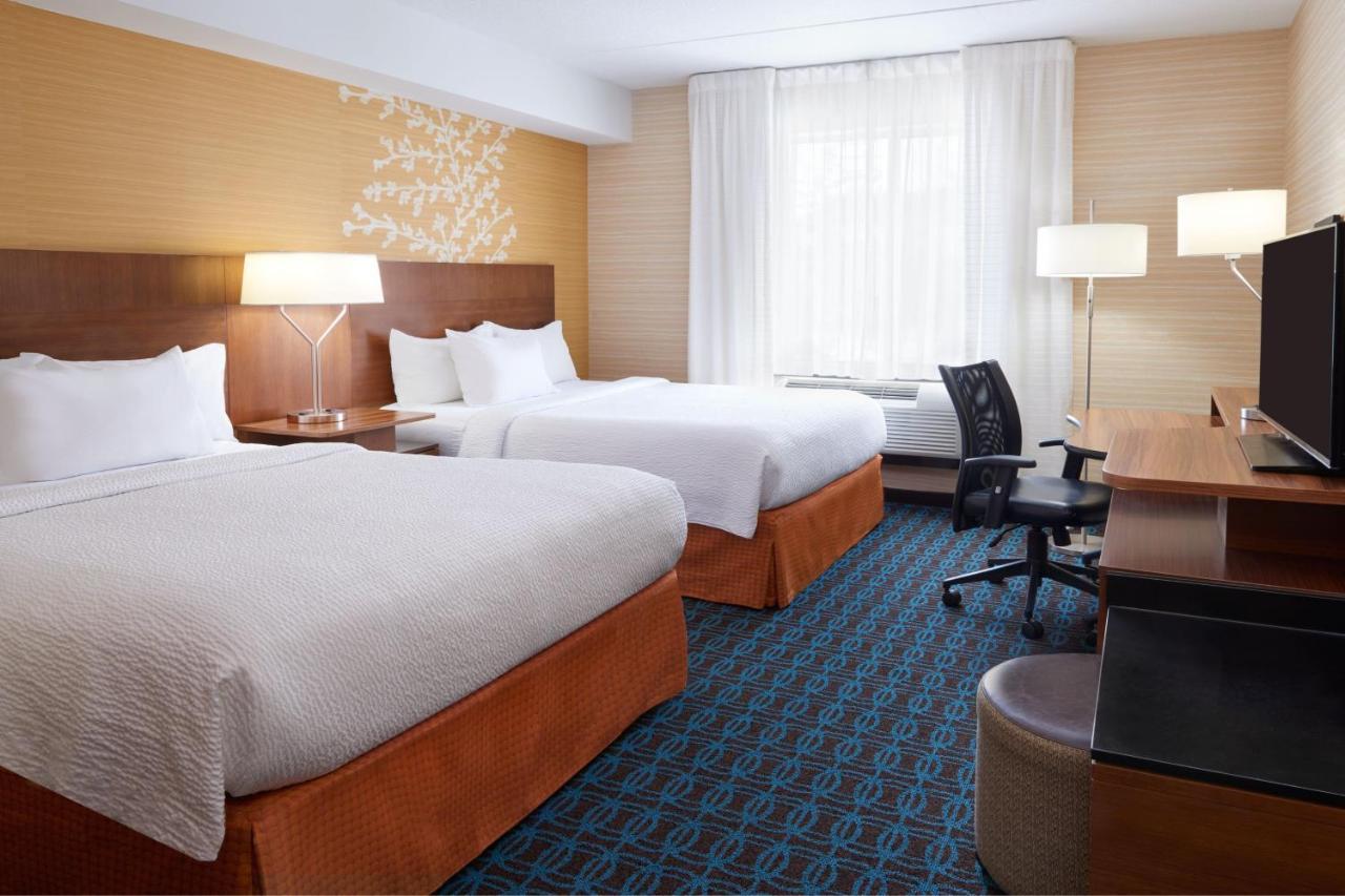 Fairfield Inn & Suites By Marriott Барри Экстерьер фото