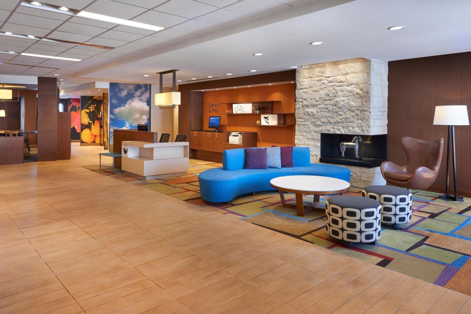 Fairfield Inn & Suites By Marriott Барри Экстерьер фото